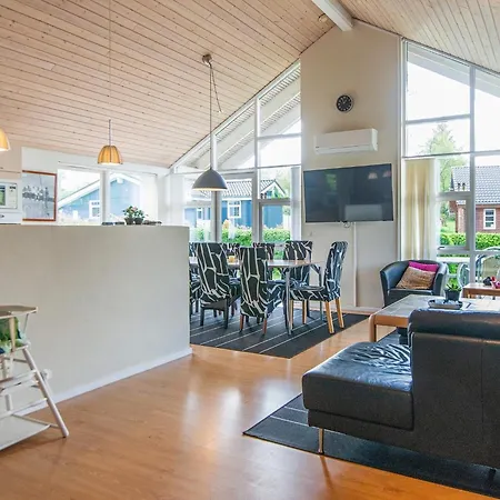 12 Person In Aabenraa-by Traum 펜션