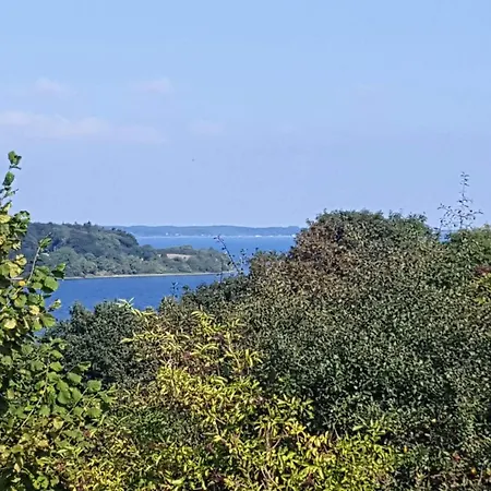 4 Star In Aabenraa Loddenhoj